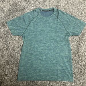 Seamless Reign Tech Short Sleeve